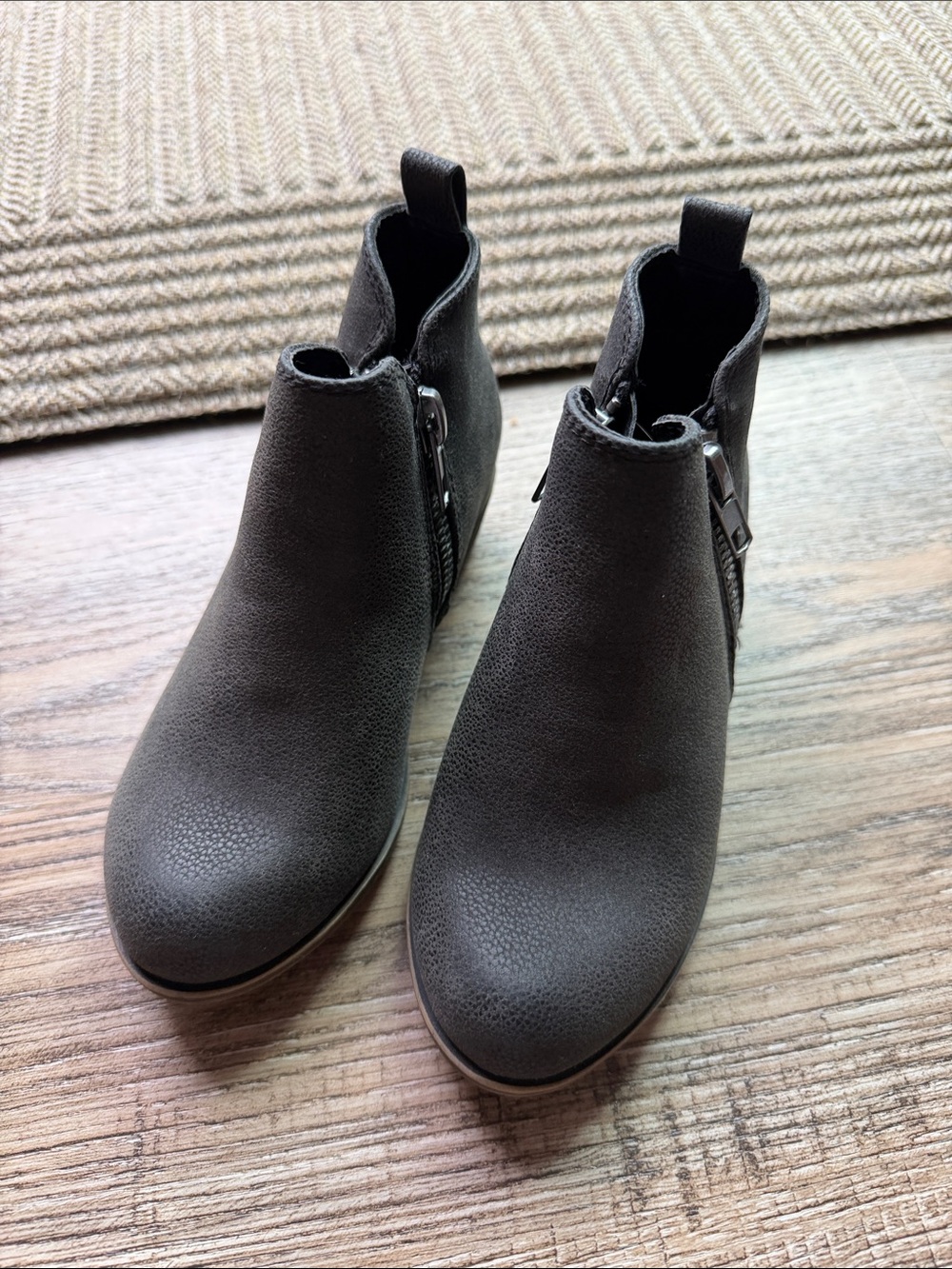 Kids Dark Gray Side-Zip Chelsea Boots